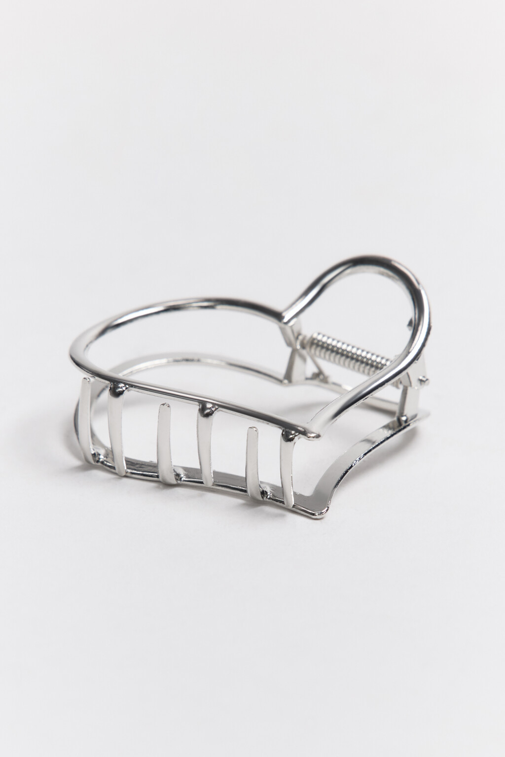 Заколка-краб в виде сердца - цвет черный - 2