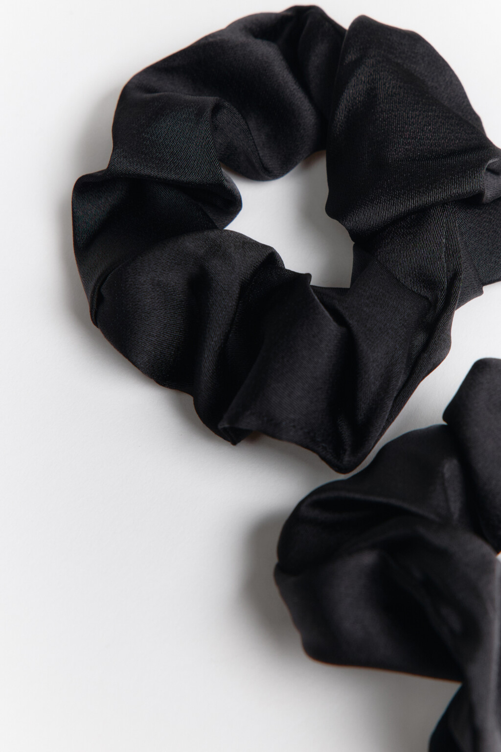 Набор резинок атласных (2 штуки) - цвет черный - 2