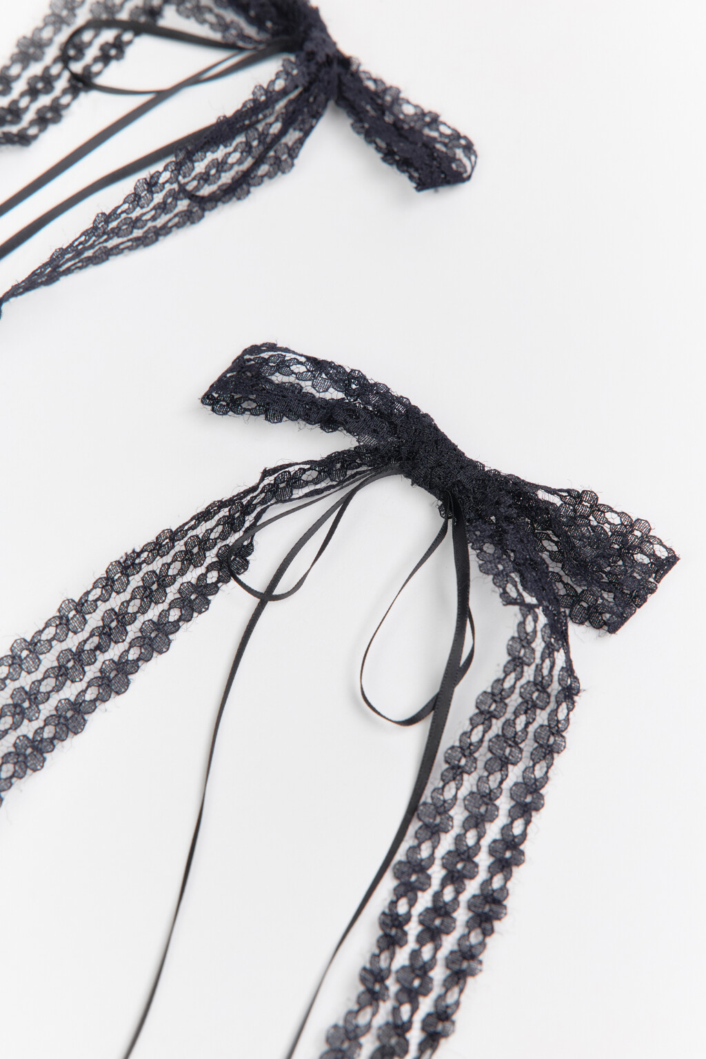 Набор заколок с кружевными бантами - цвет черный - 2