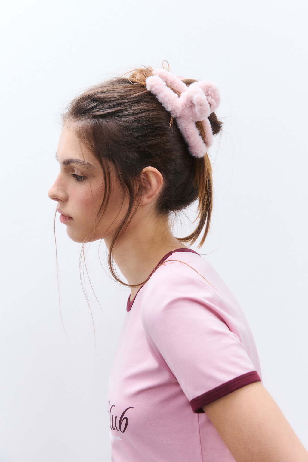 Заколка-краб с пушистой отделкой - цвет розовый - 1