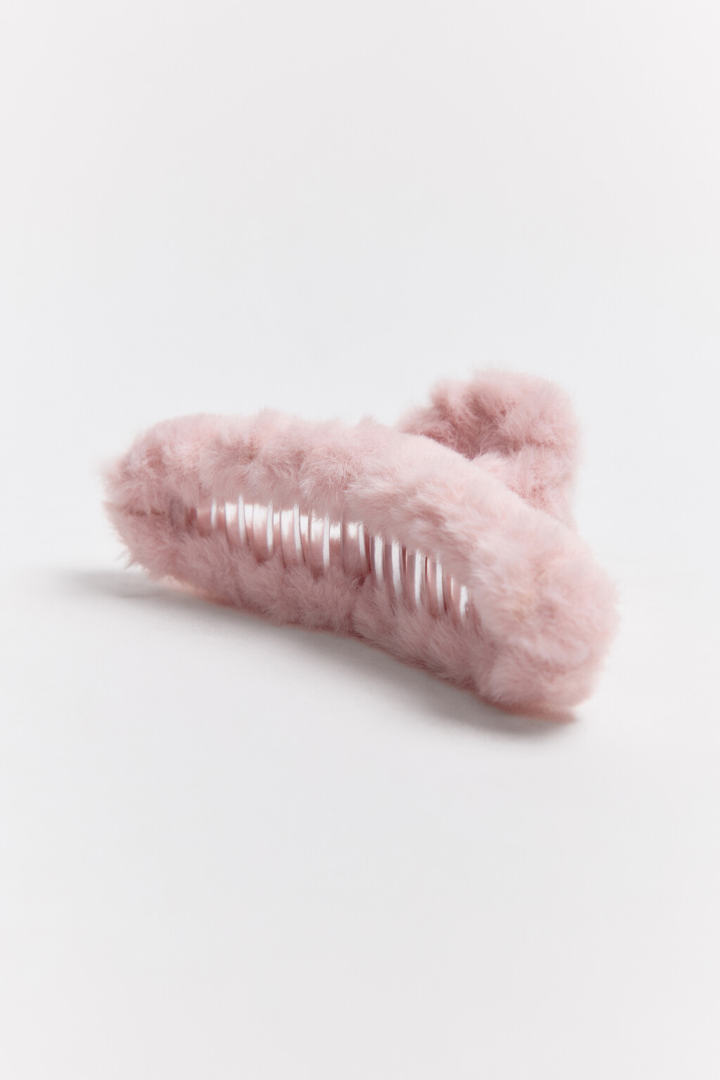 Заколка-краб с пушистой отделкой - цвет розовый - 4