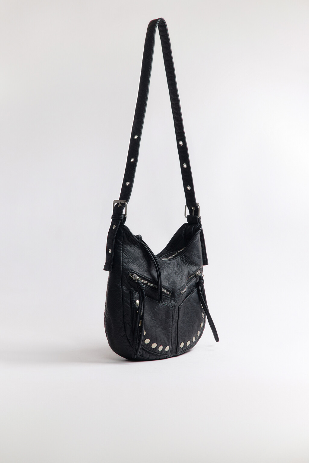 Сумка на плечо с заклепками - цвет черный - 6
