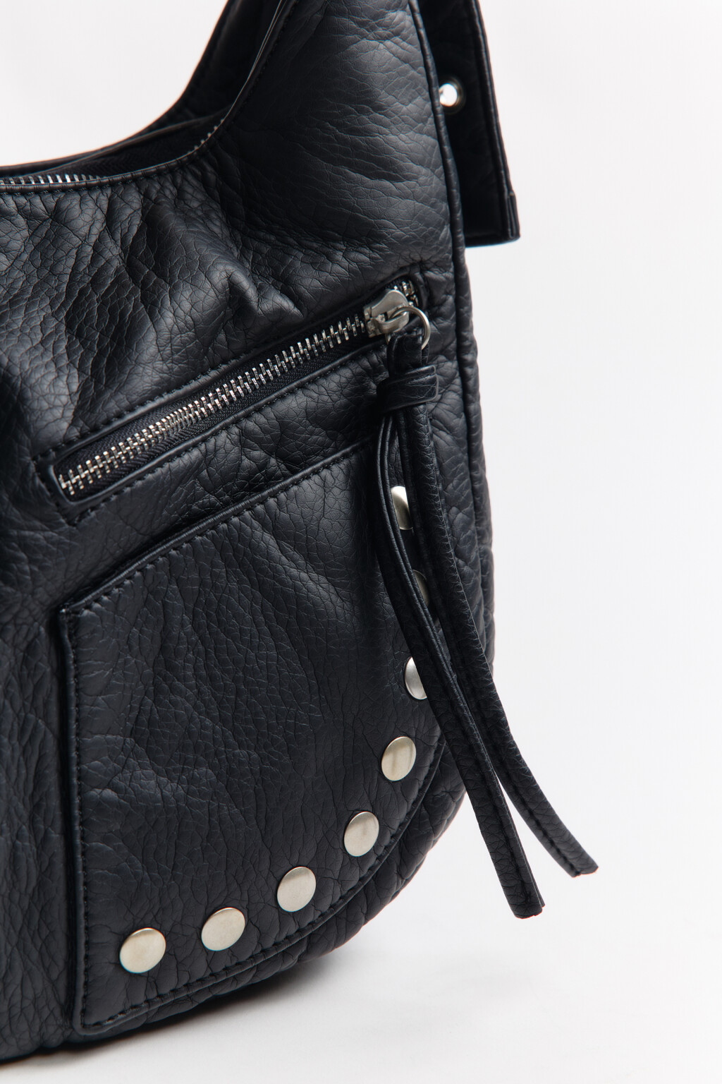 Сумка на плечо с заклепками - цвет черный - 9