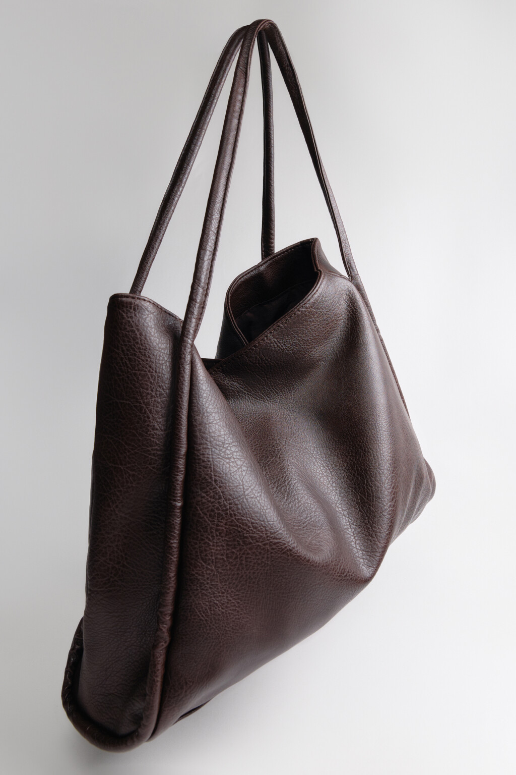 Сумка-шопер с ручками на плечо - цвет коричневый - 3