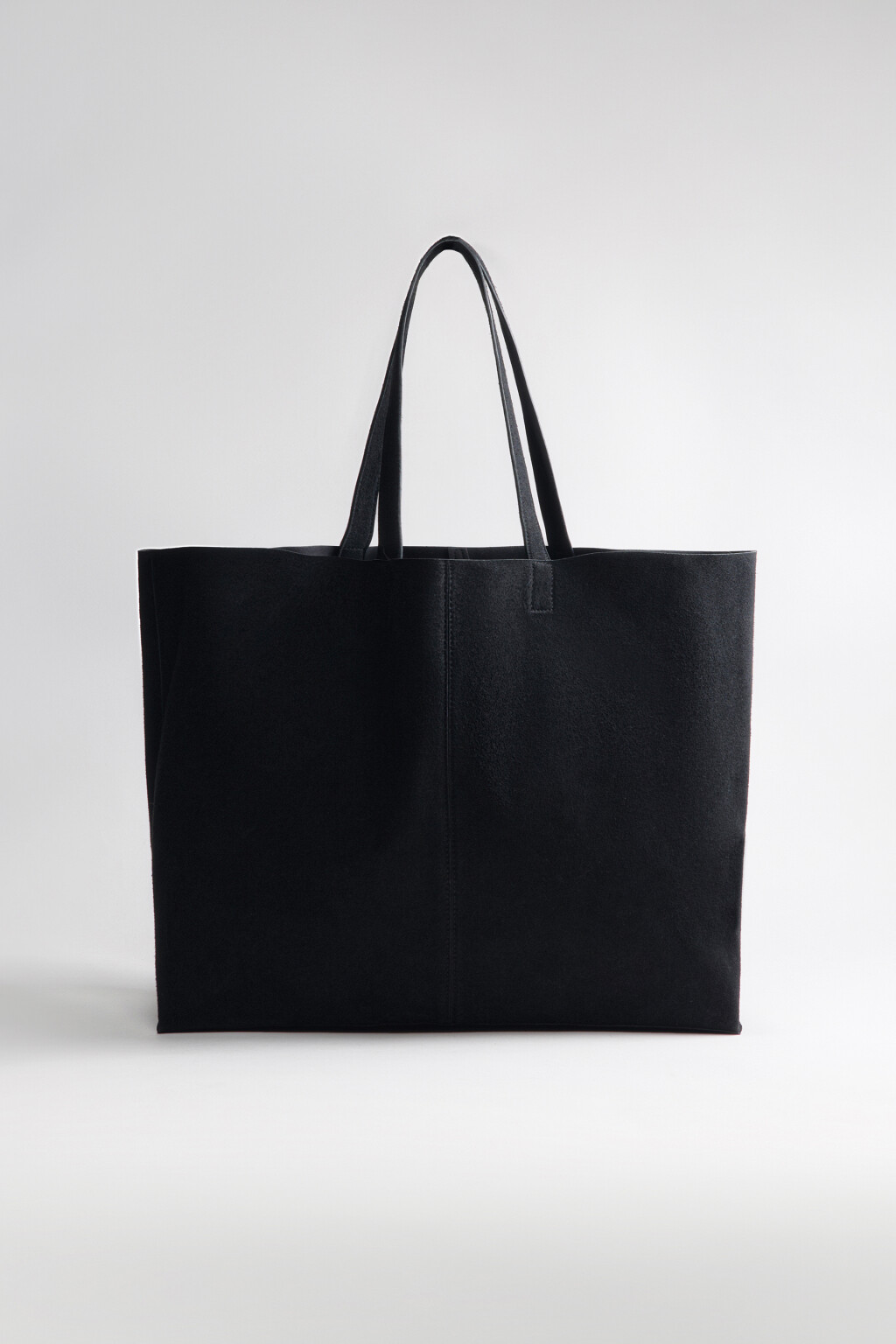 Сумка-шопер из искусственной замши - цвет черный - 5