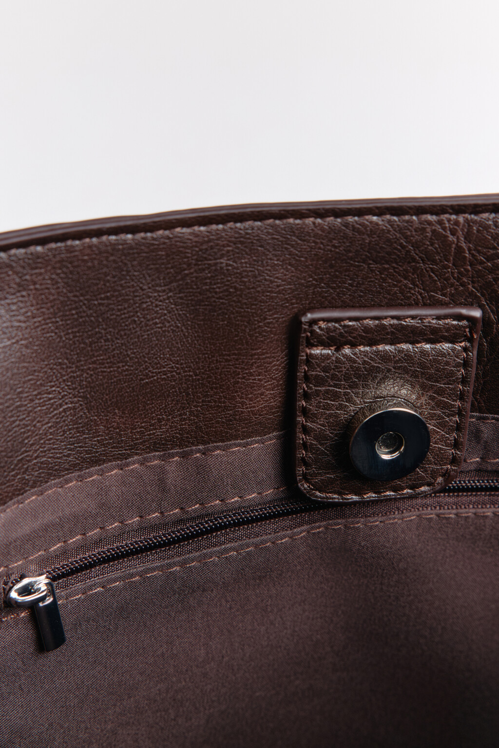 Сумка-тоут с декоративным ремешком - цвет коричневый - 8