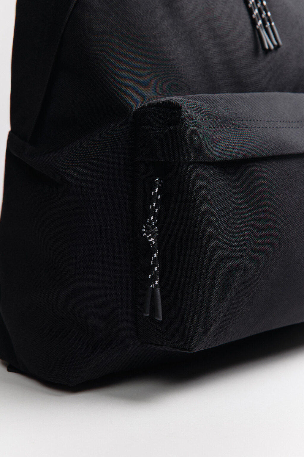 Рюкзак текстильный с карманом - цвет черный - 4