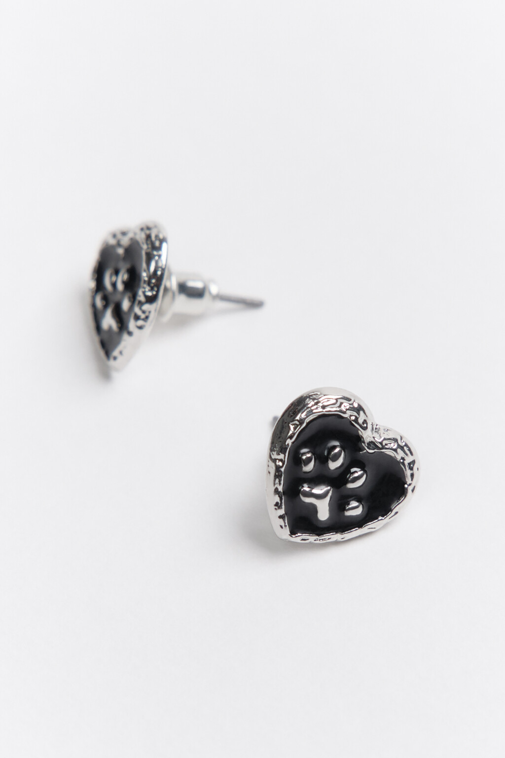 Серьги-сердечки с лапками - цвет серый - 2