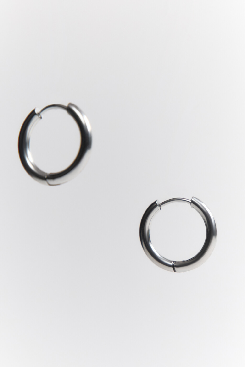 Серьги-конго серебристые - цвет серый - 1