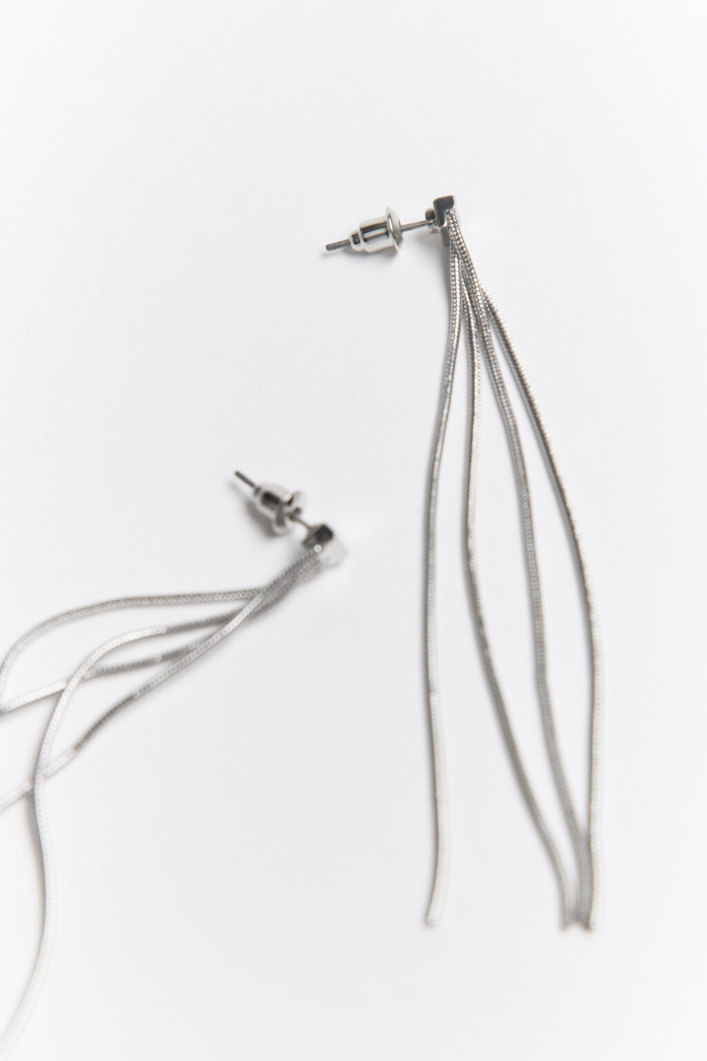 Серьги с длинными цепочками - цвет серый - 4