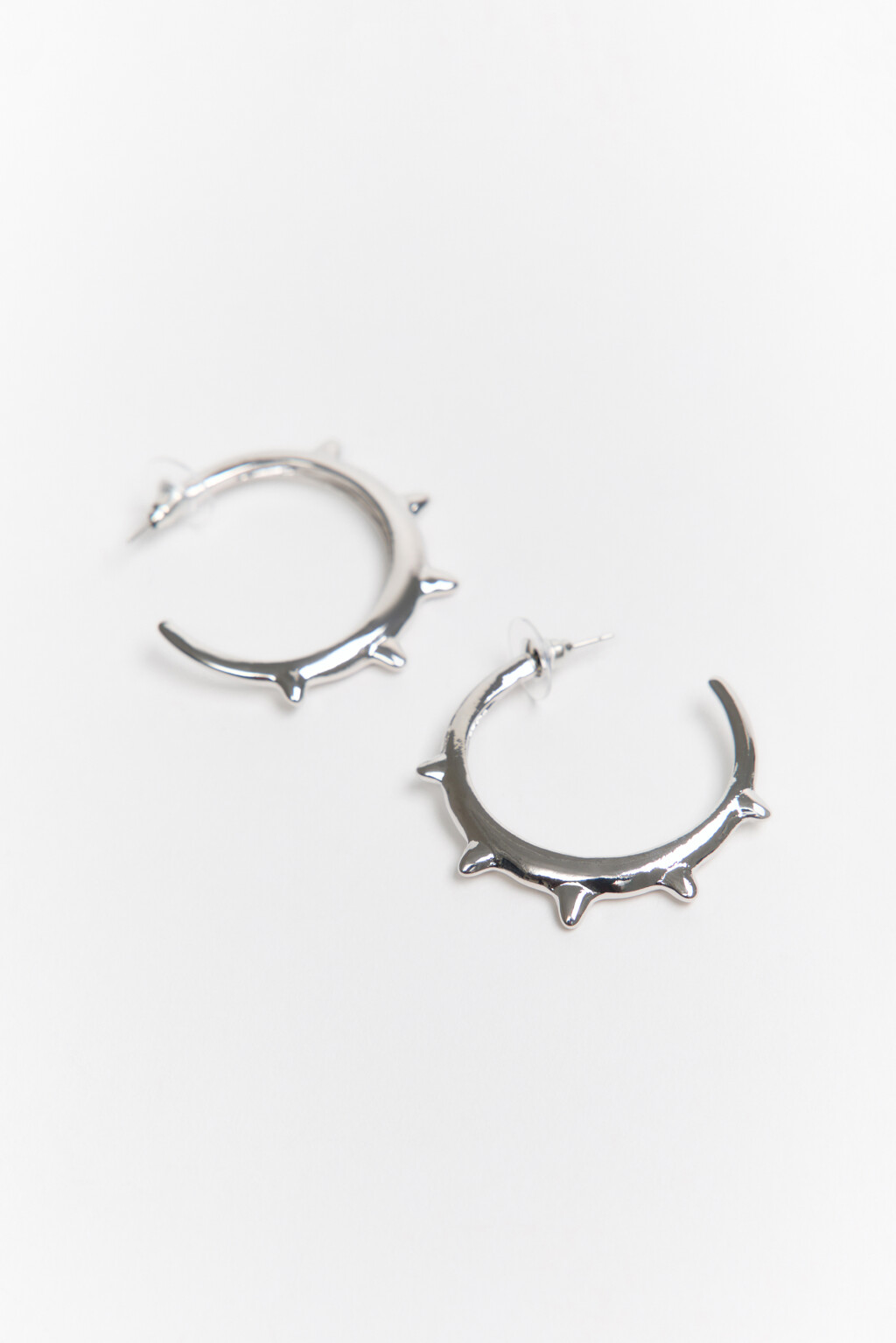 Серьги-полукольца с шипами - цвет серый - 2
