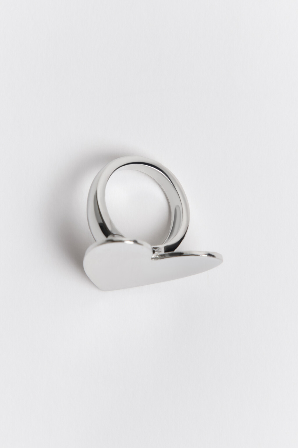 Кольцо с большим сердечком - цвет серый - 4