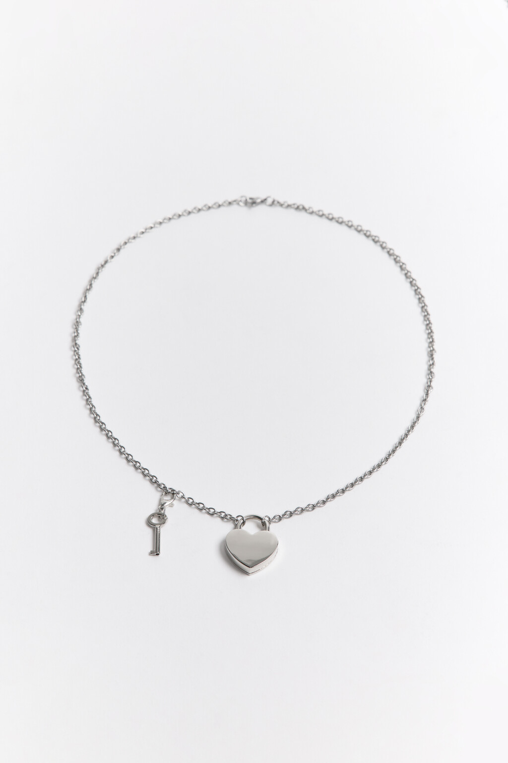Цепочка с подвеской-ключиком и замочком - цвет серый - 1