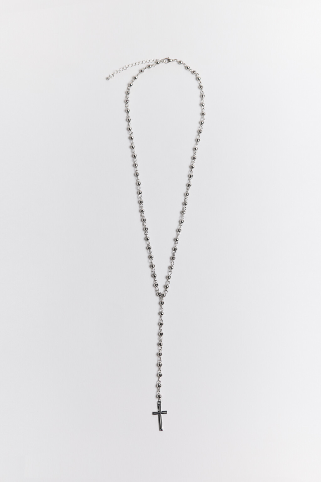 Цепочка с бусинами и крестом - цвет серый - 3