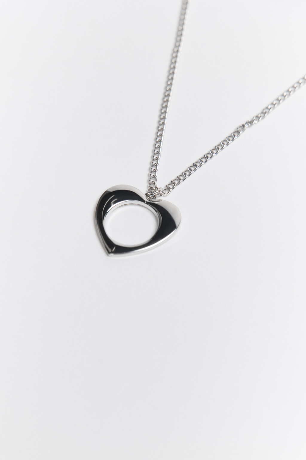 Чокер с цепочкой и подвеской - цвет серый - 4