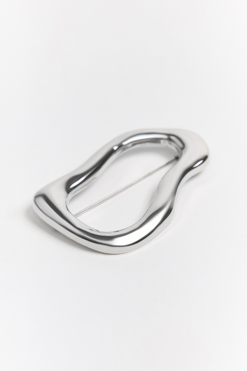 Брошь серебристая абстрактная - цвет серый - 3