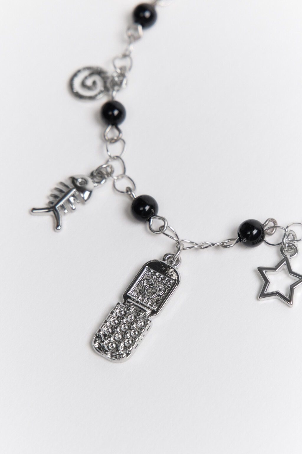 Браслет с подвесками и стразами - цвет серый - 1