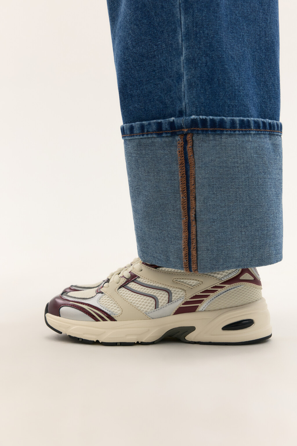 Кроссовки с блестящими вставками - цвет бежевый - 14