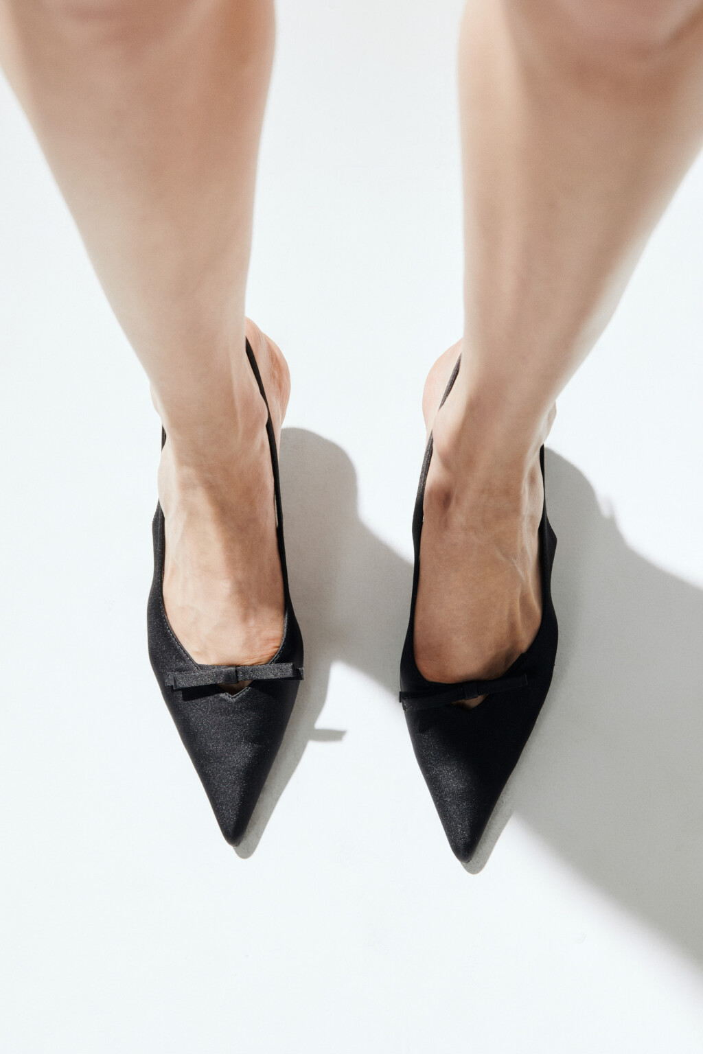 Туфли-лодочки с бантиком - цвет черный - 2