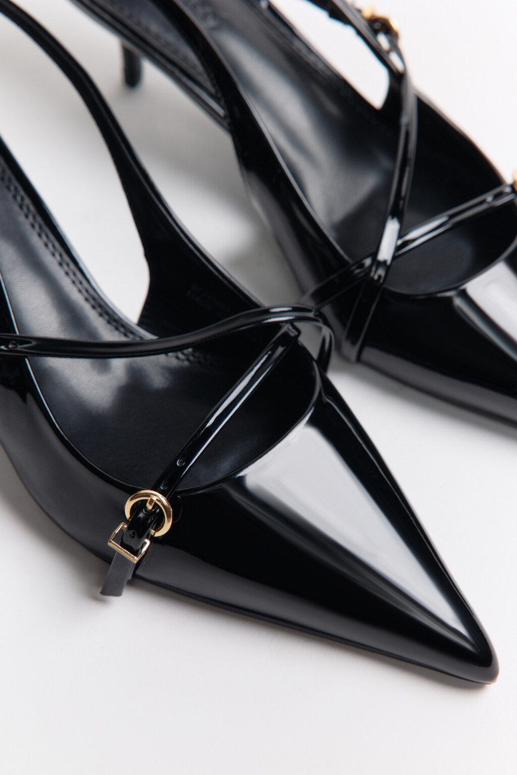 Туфли-слингбэки с ремешками и пряжками - цвет черный - 10