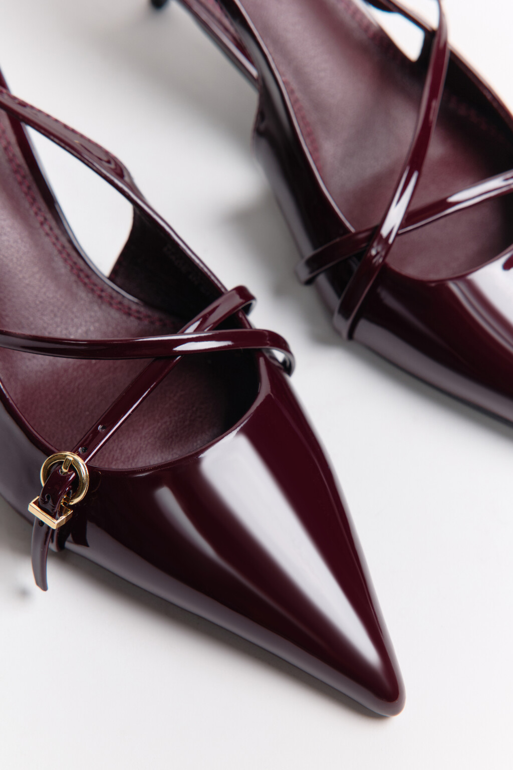 Туфли-слингбэки с ремешками и пряжками - цвет бордовый - 9