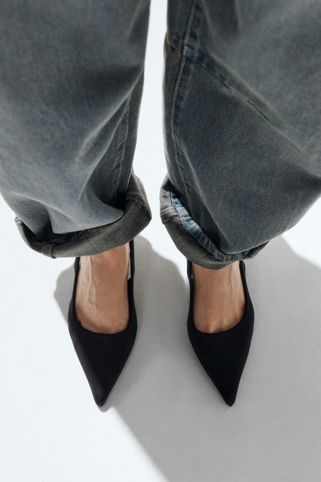 Туфли-слингбэки с острым носом - цвет черный - 2