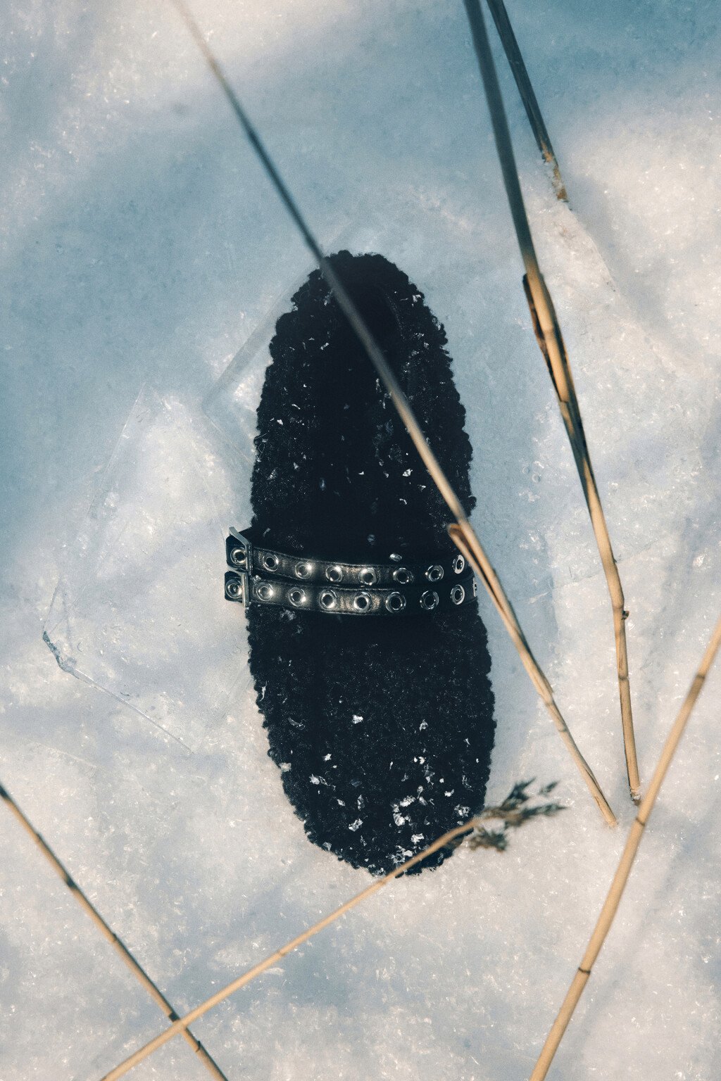 Балетки плюшевые с ремешком - цвет черный - 1