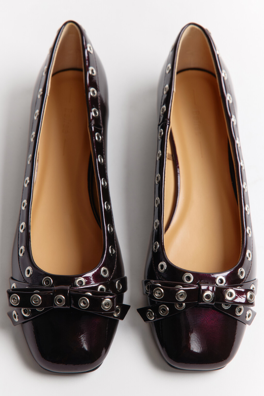 Балетки лаковые с люверсами - цвет бордовый - 3