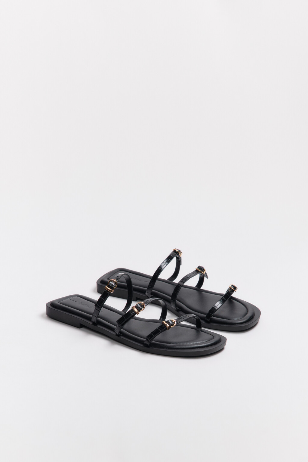 Сабо с тонкими ремешками - цвет черный - 3