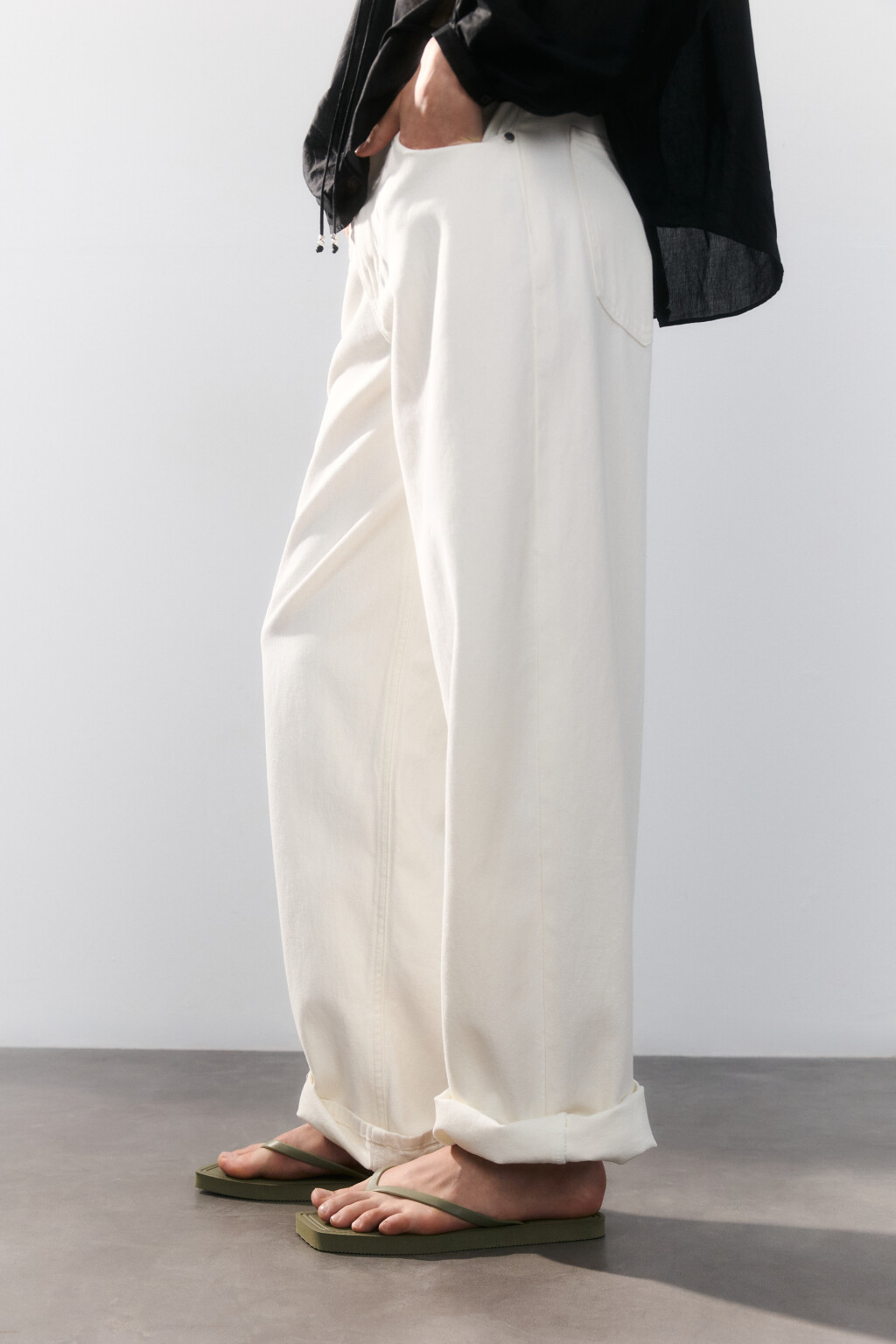 Сабо-вьетнамки на плоской подошве - цвет зеленый - 3