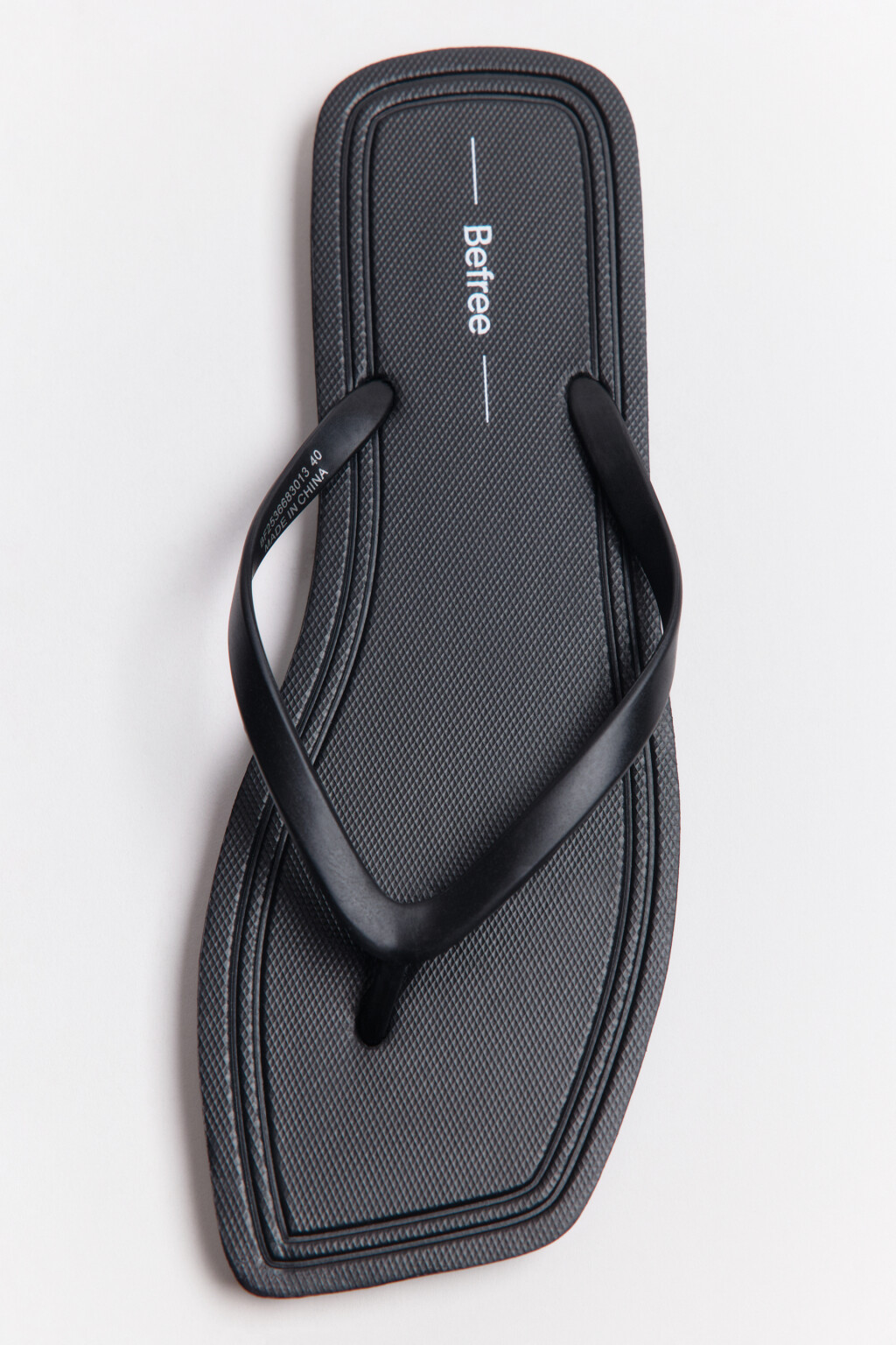 Сабо-вьетнамки на плоской подошве - цвет черный - 4