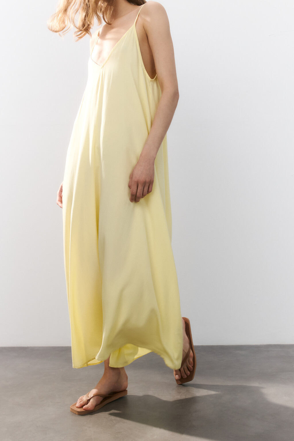 Сабо-вьетнамки на плоской подошве - цвет коричневый - 3