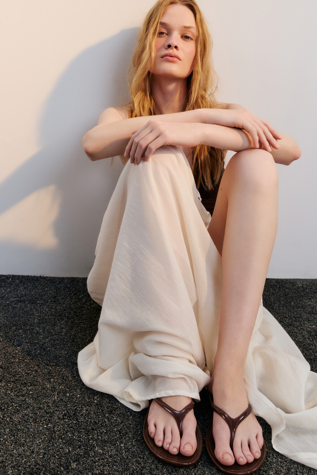 Сабо-вьетнамки на плоской подошве - цвет коричневый - 1