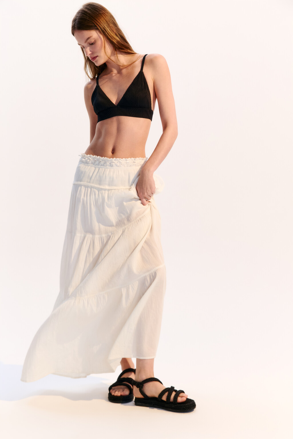 Сандалии плетеные с ремешками - цвет черный - 3