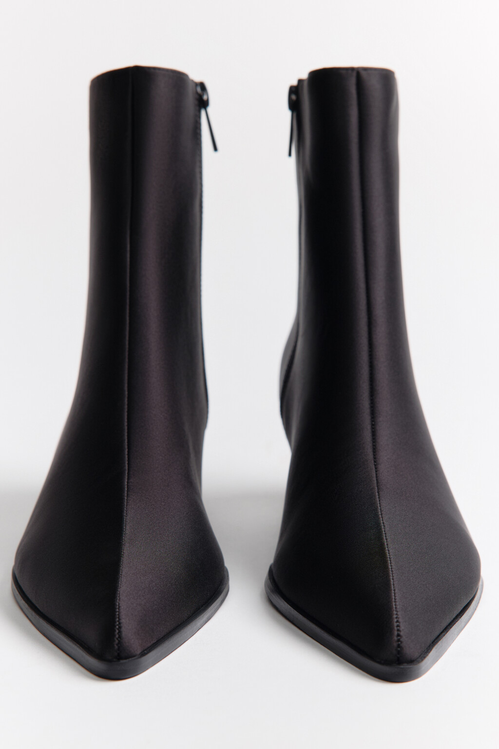 Ботильоны из сатина на низком каблуке - цвет черный - 10