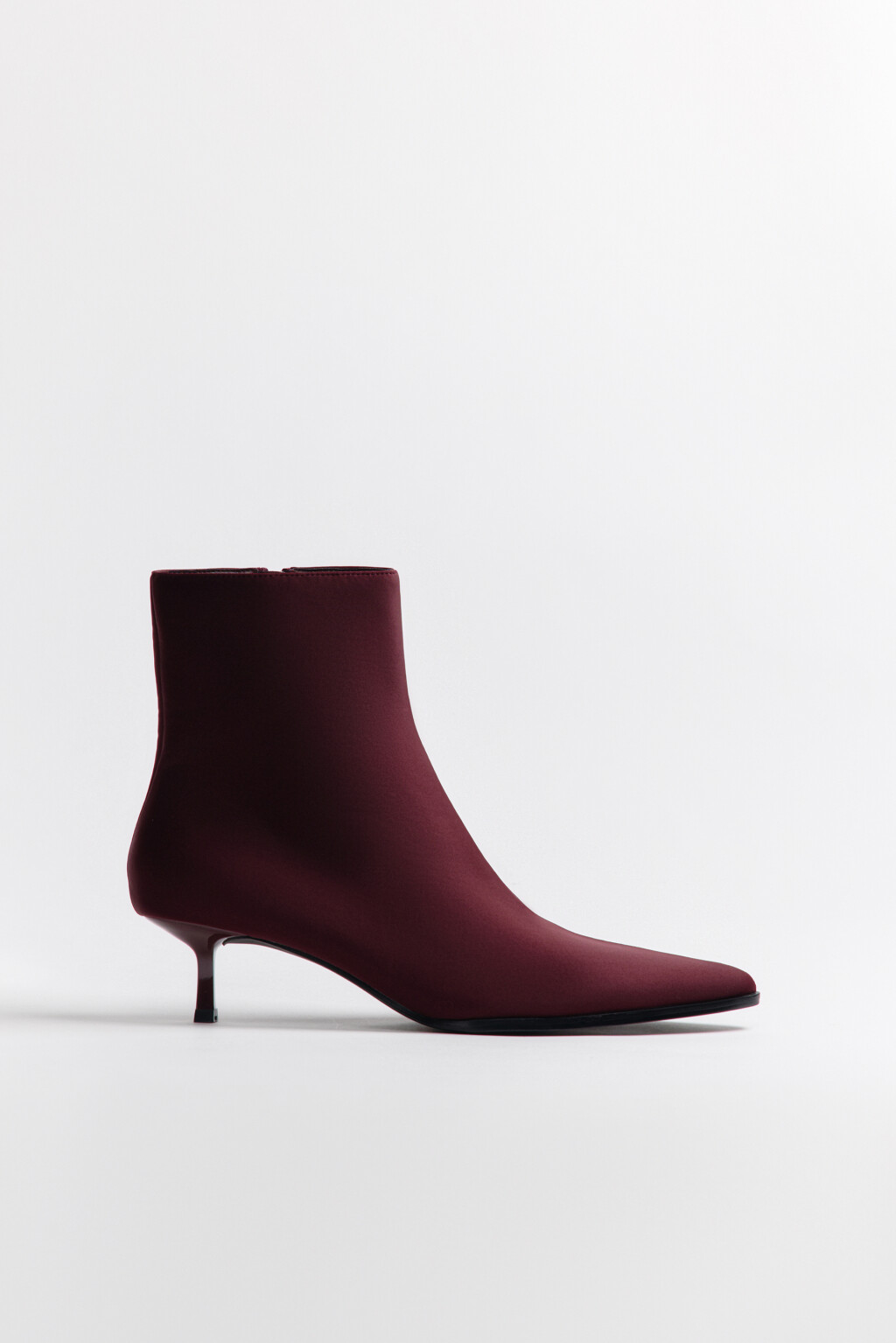 Ботильоны из сатина на низком каблуке - цвет бордовый - 5