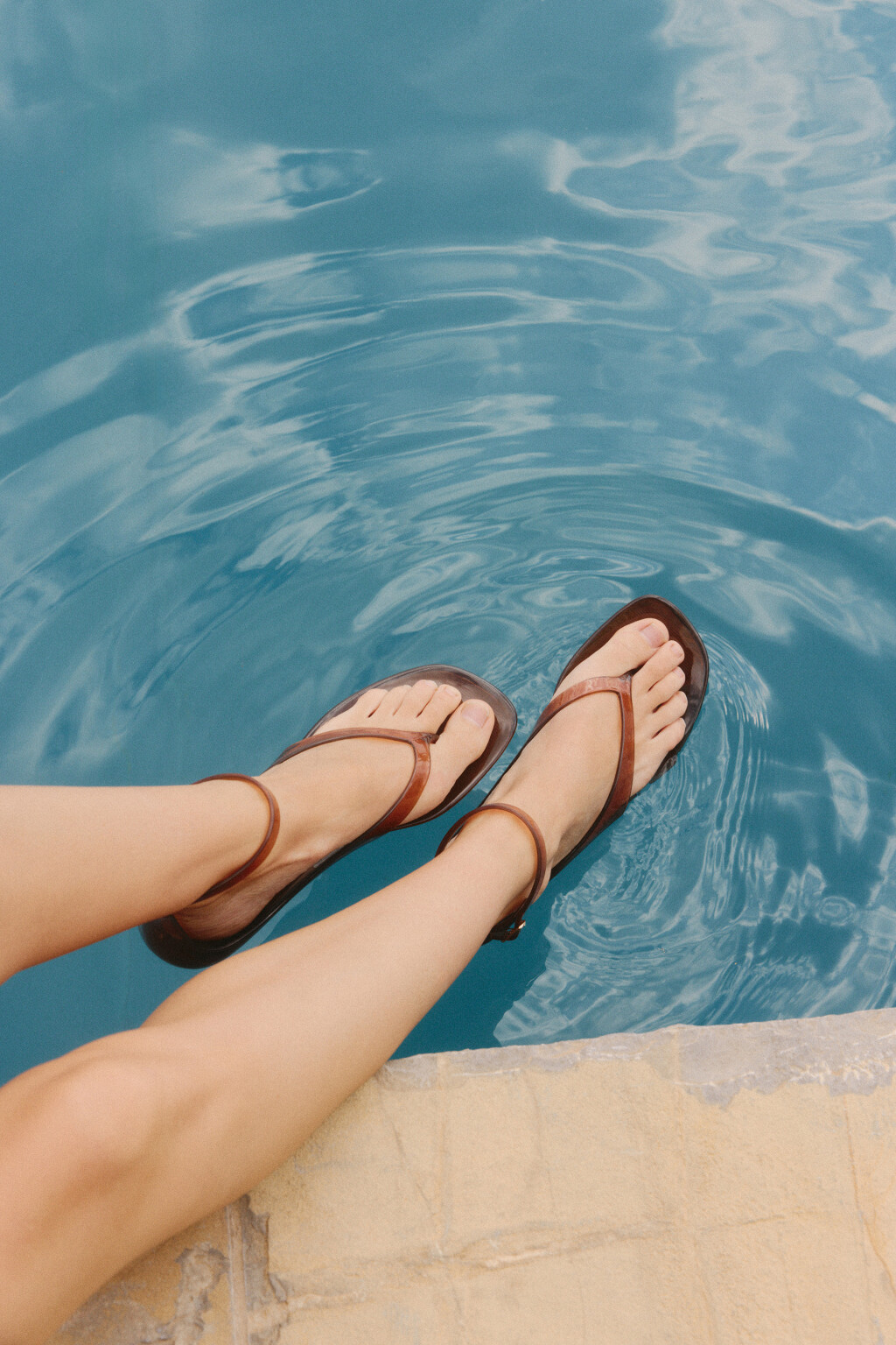 Босоножки с прозрачным верхом - цвет коричневый - 1