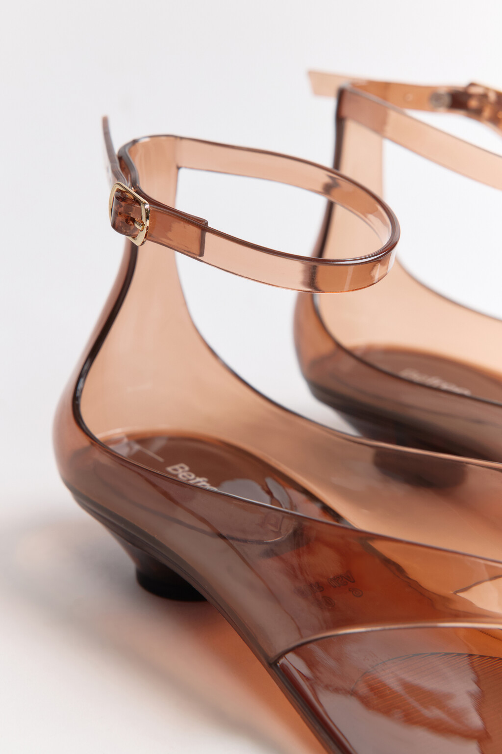 Босоножки с прозрачным верхом - цвет коричневый - 9