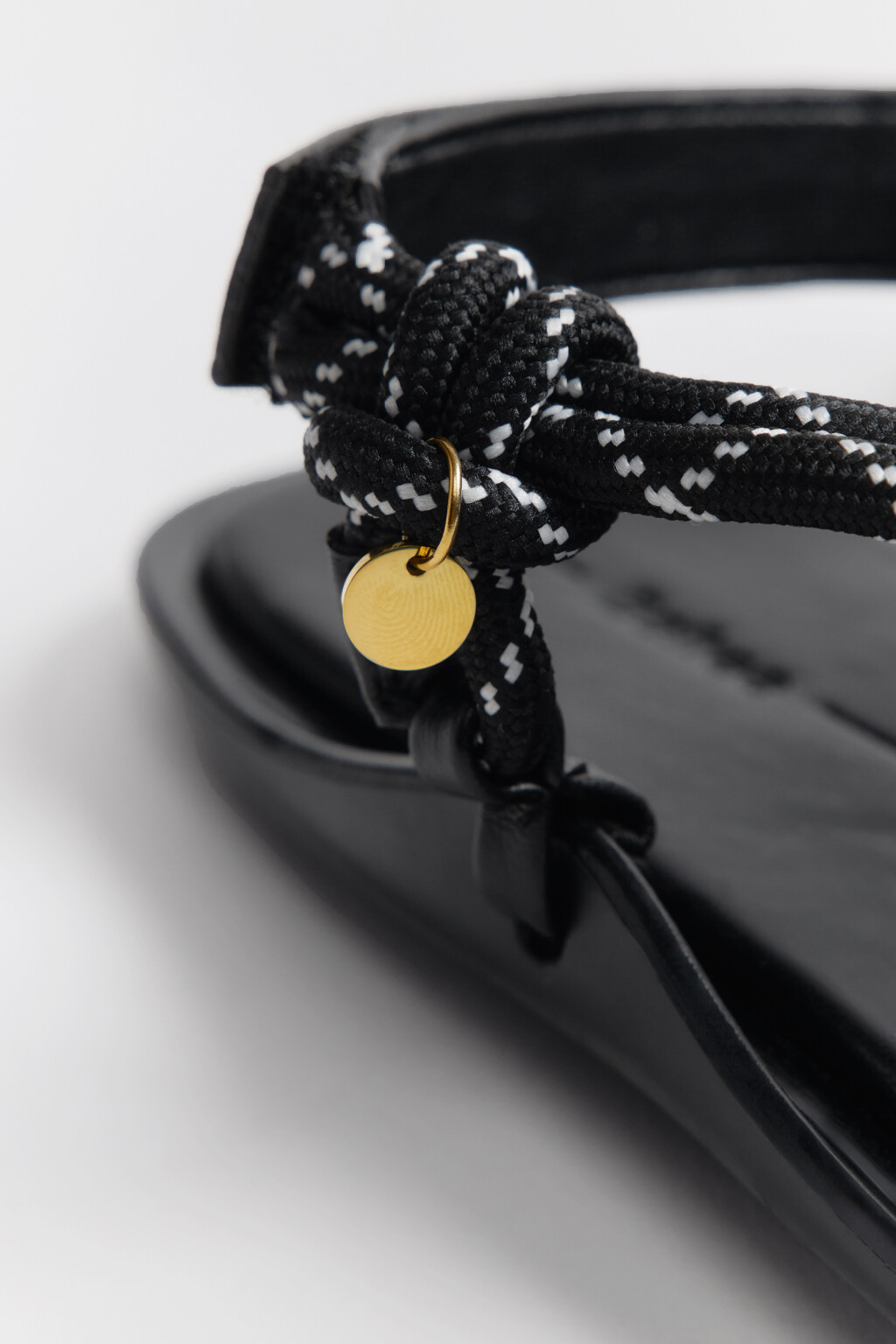 Сандалии с ремешками из корда - цвет черный - 9