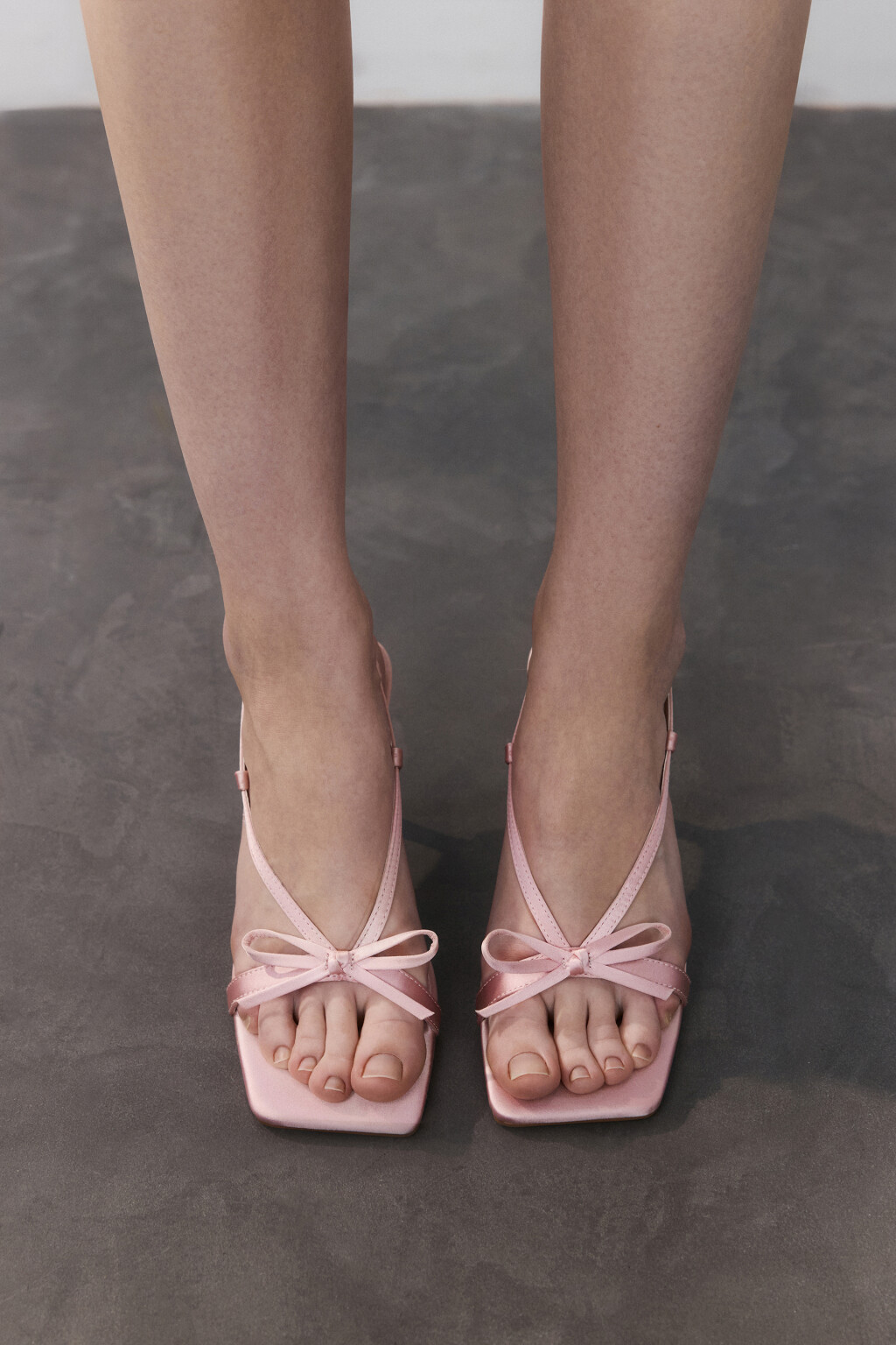 Босоножки на каблуке с квадратным мысом - цвет розовый - 2