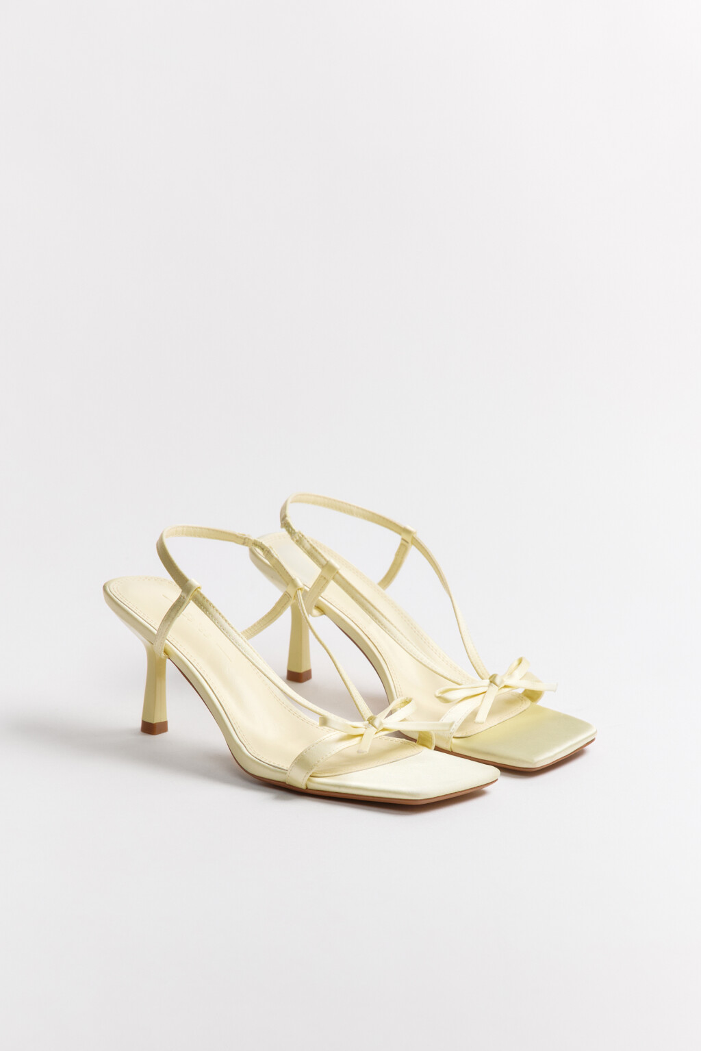 Босоножки на каблуке с квадратным мысом - цвет желтый - 7