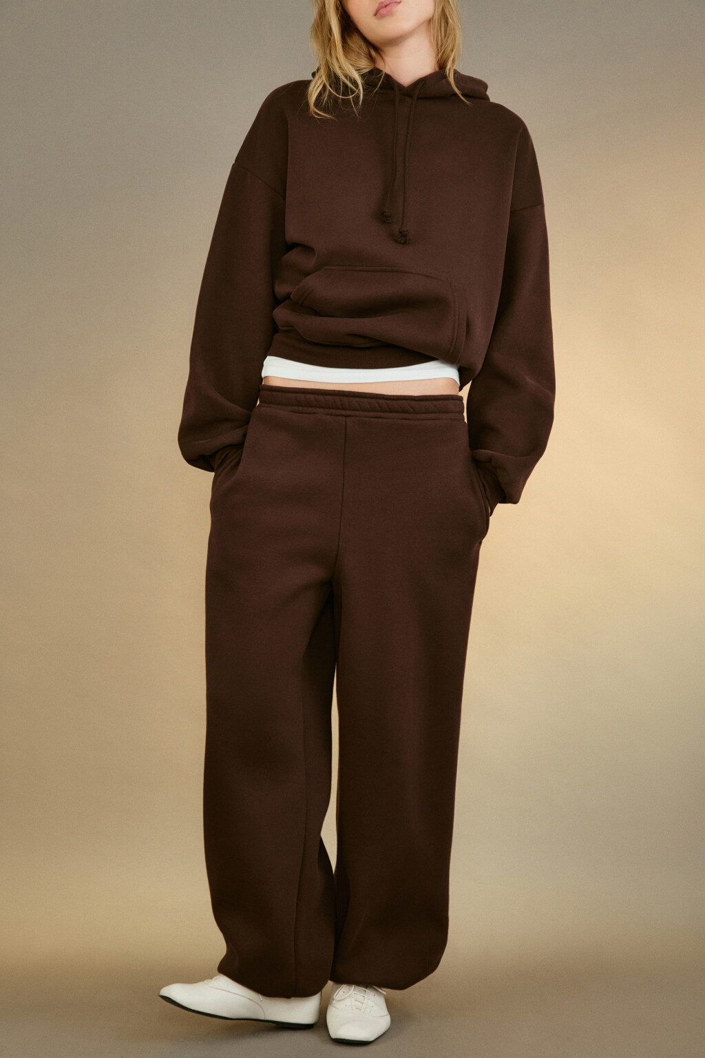 Брюки-джоггеры утепленные трикотажные - цвет коричневый - 1