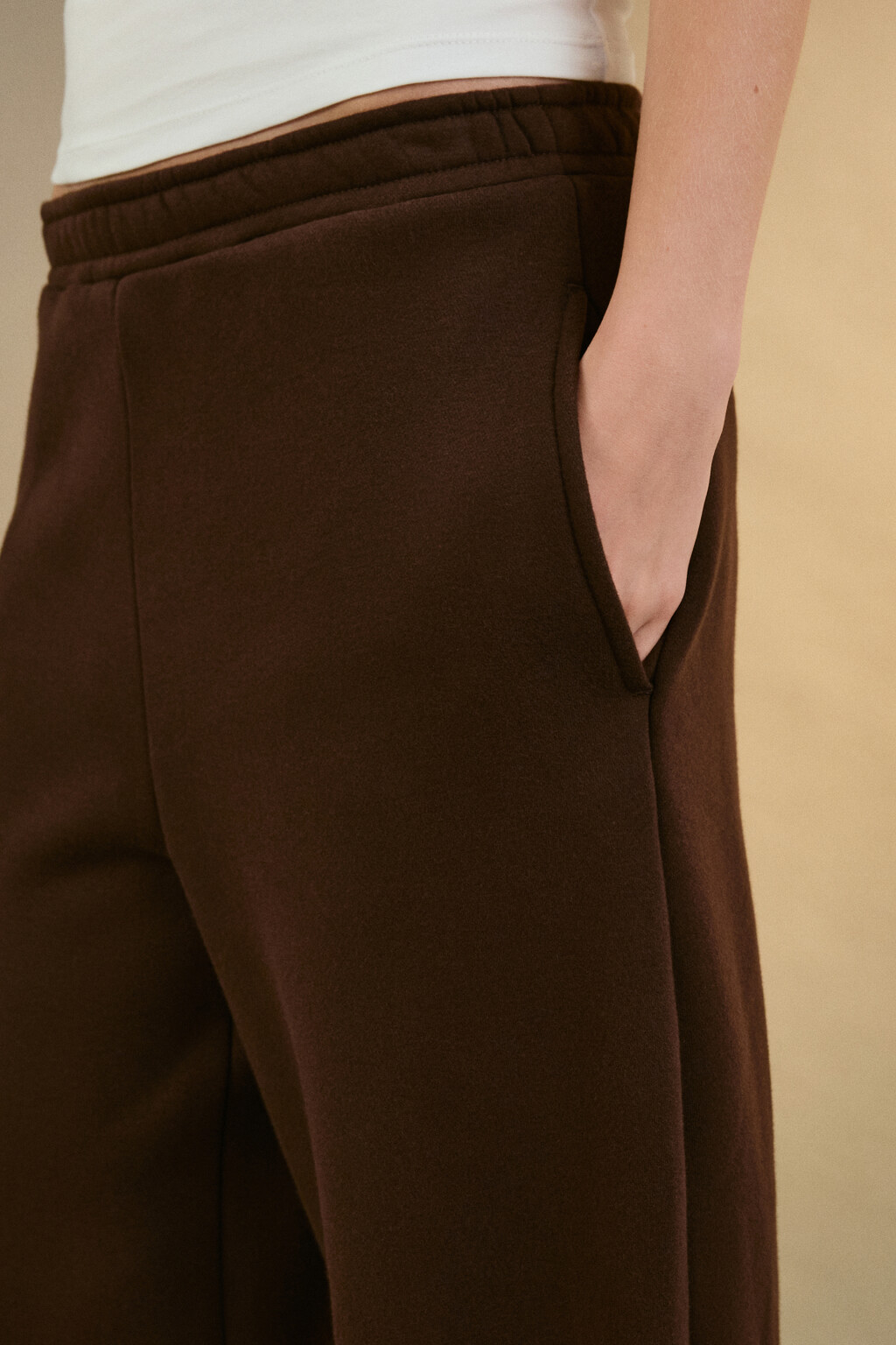 Брюки-джоггеры утепленные трикотажные - цвет коричневый - 8