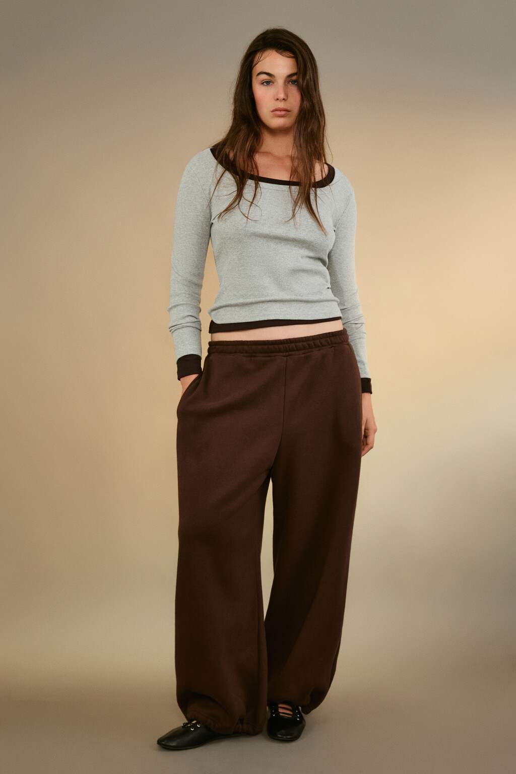 Брюки-джоггеры утепленные трикотажные - цвет коричневый - 4