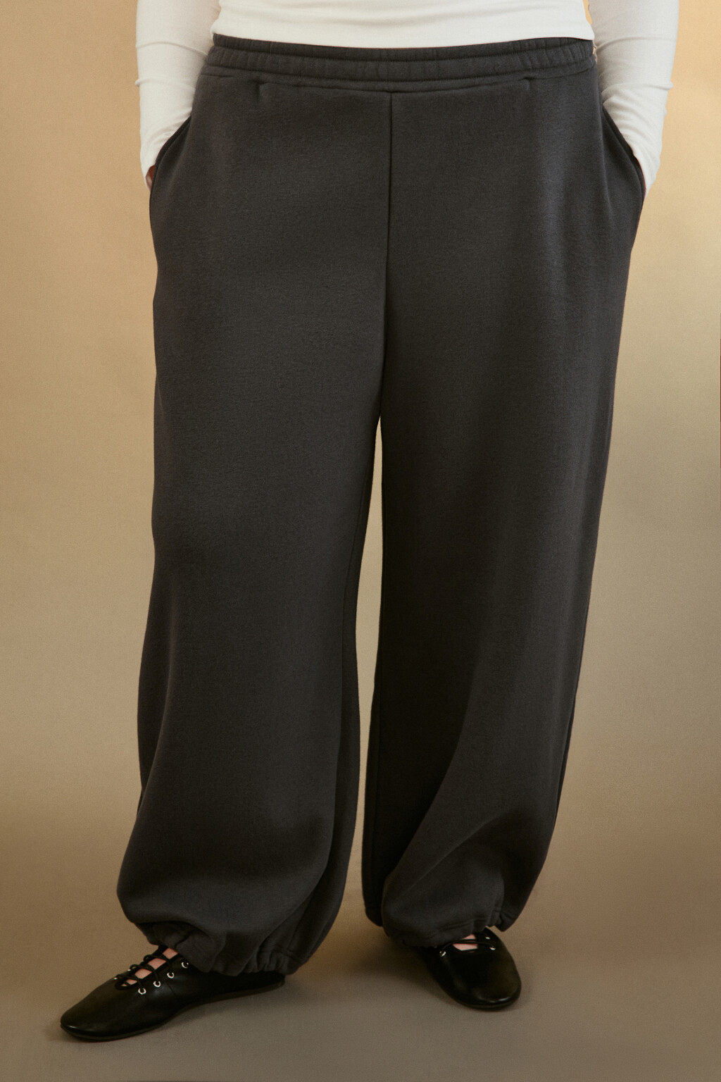 Брюки-джоггеры утепленные трикотажные - цвет серый - 2