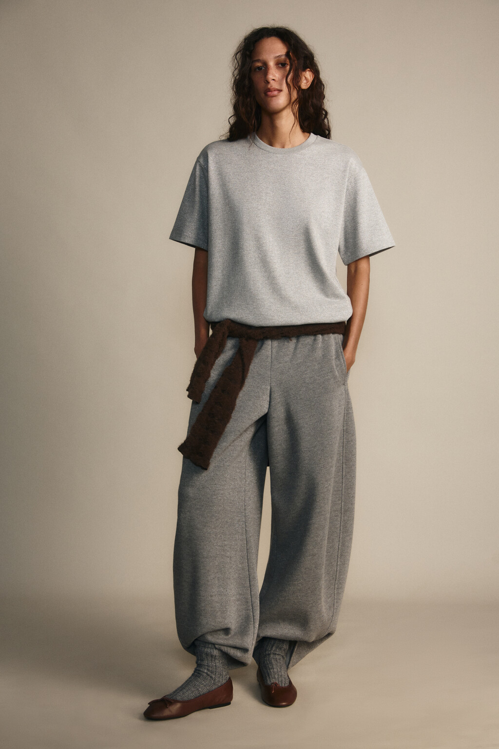 Футболка трикотажная с люрексом - цвет серый - 4