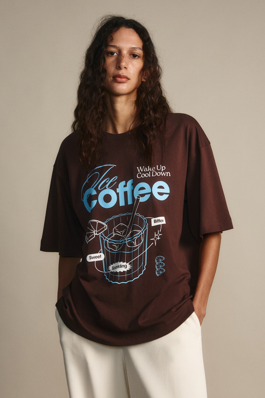 Футболка свободная с принтом - цвет коричневый - 2