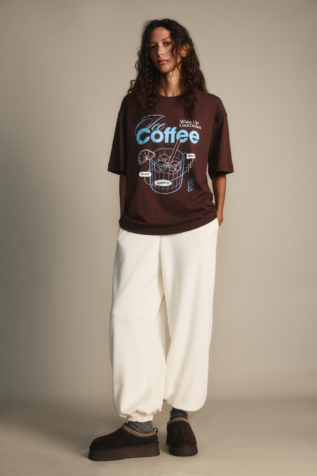 Футболка свободная с принтом - цвет коричневый - 4