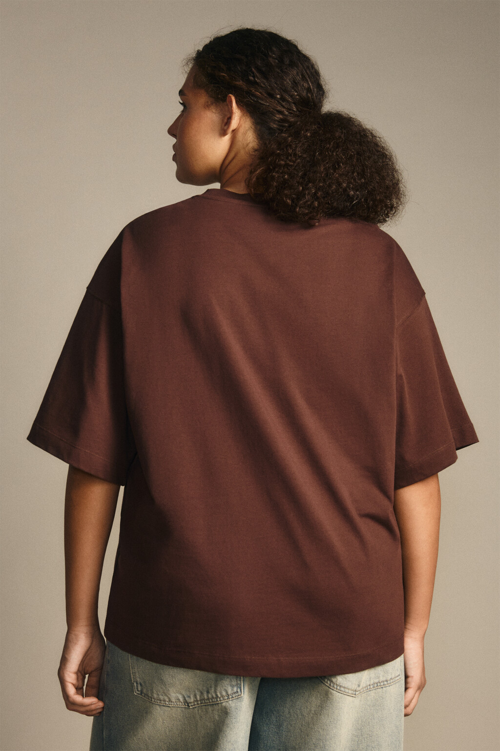 Футболка свободная с принтом - цвет коричневый - 3