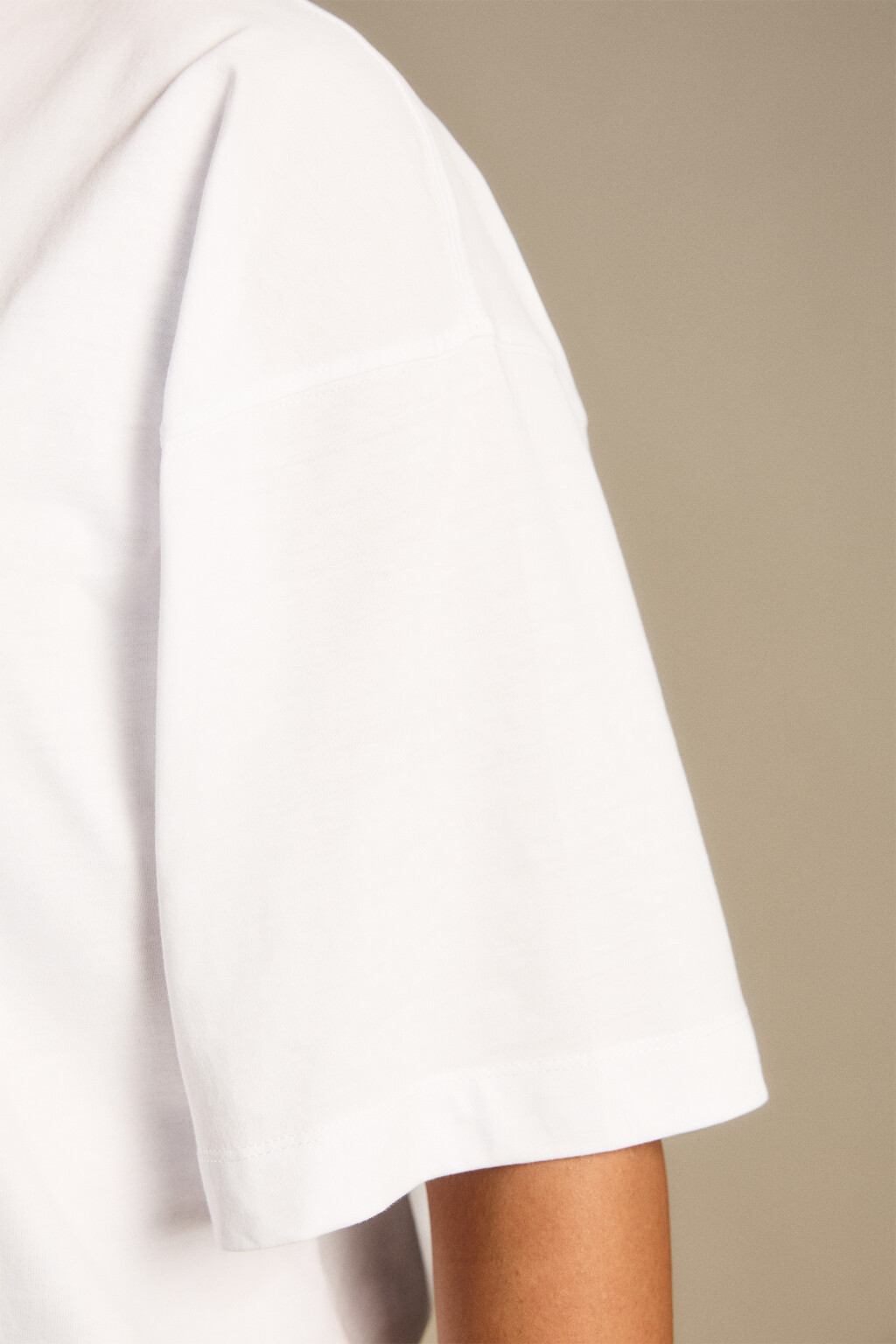 Футболка свободная с принтом - цвет белый - 8